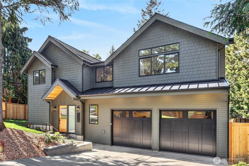 Photo of 5911 105th Avenue NE, Kirkland, WA 98033 (MLS # 2581094)