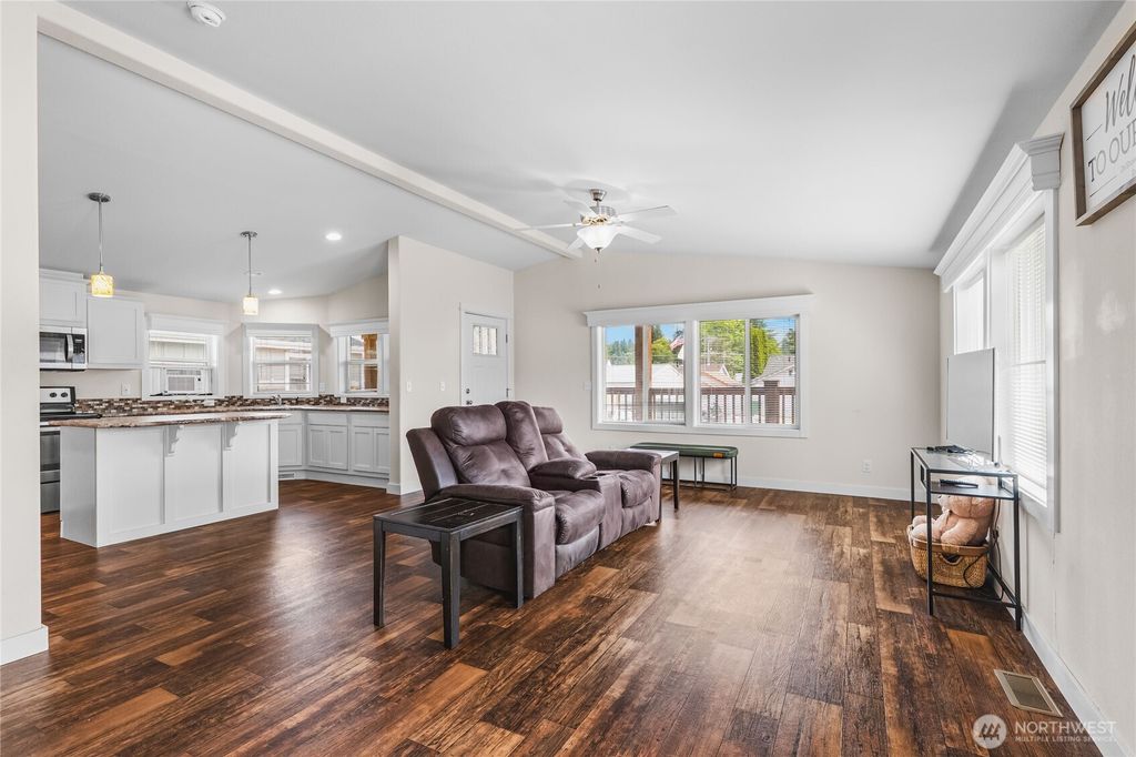 Photo of 120 L Street SE, Auburn, WA 98002 (MLS # 2429398)