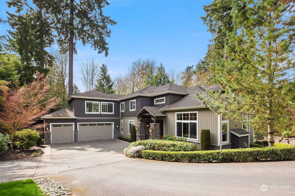 Photo of 5055 W Mercer Way, Mercer Island, WA 98040 (MLS # 2201728)