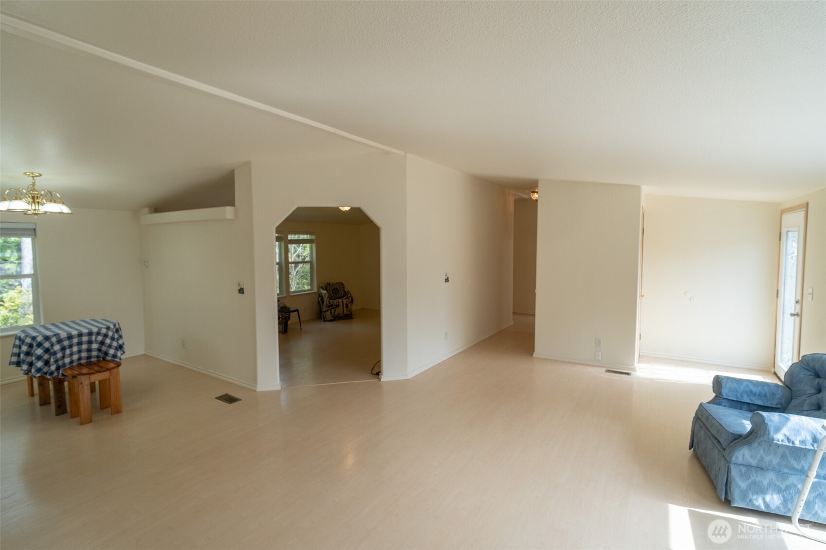 31 Rainbow Ln