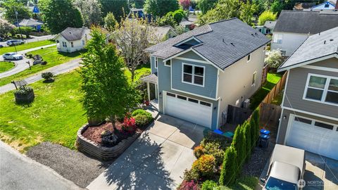Photo of 2647 19th Street, Bremerton, WA 98312 (MLS # 2521925)