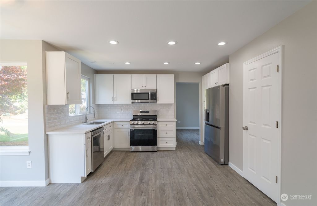 Photo of 1345 Hemlock Avenue SW, North Bend, WA 98045 (MLS # 2130494)