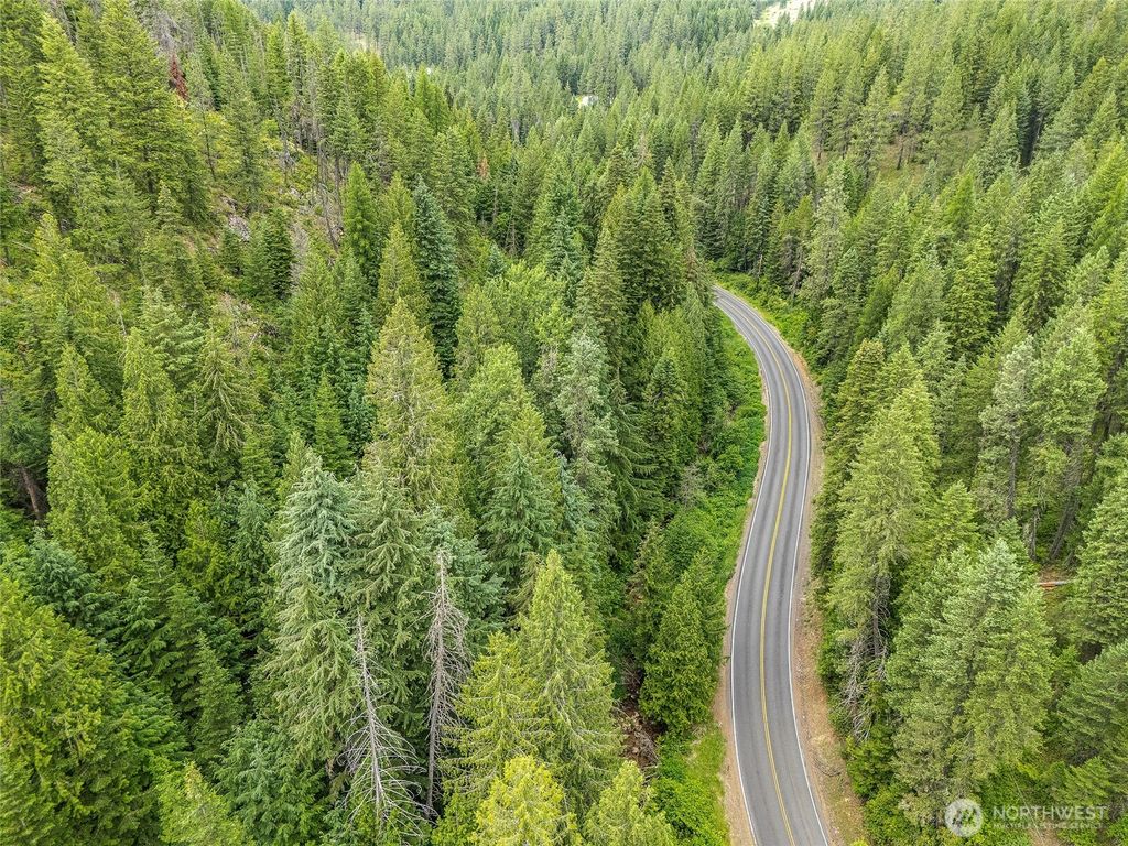 Photo of 19960 N Mt Spokane Park Dr DR, Mead, WA 99021 (MLS # 2546524)