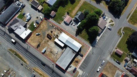 Photo of 101 W Madison Street, Nooksack, WA 98276 (MLS # 2329848)