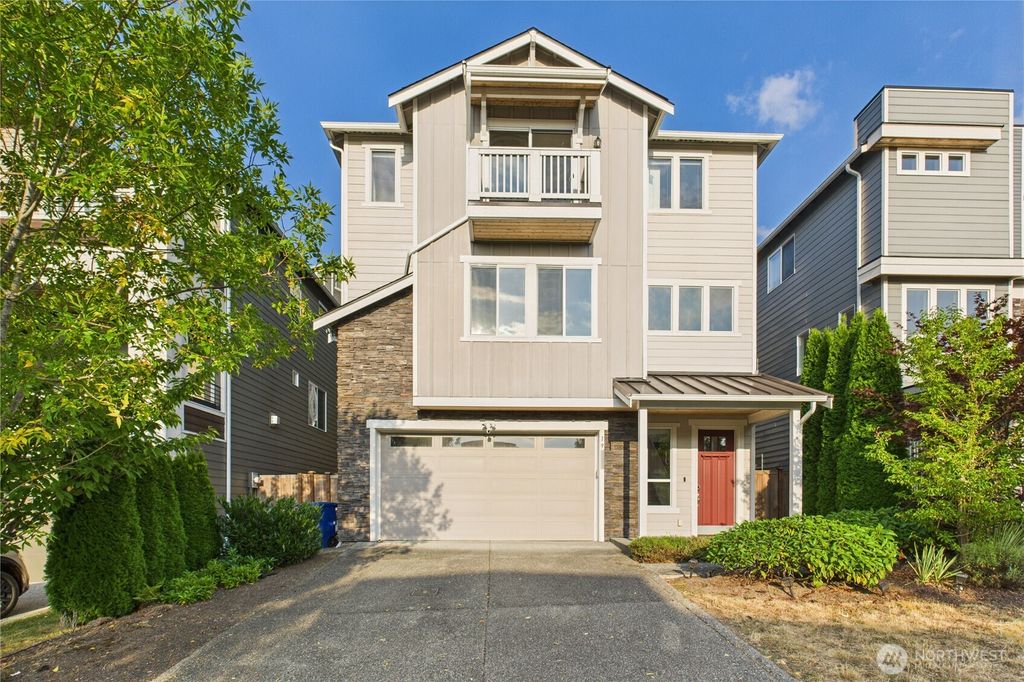 Photo of 19608 82nd Pl NE Pl, Kenmore, WA 98028 (MLS # 2421037)
