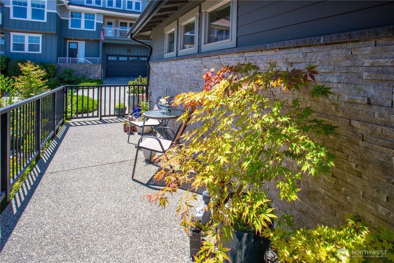 4938 Portalis Way 6
