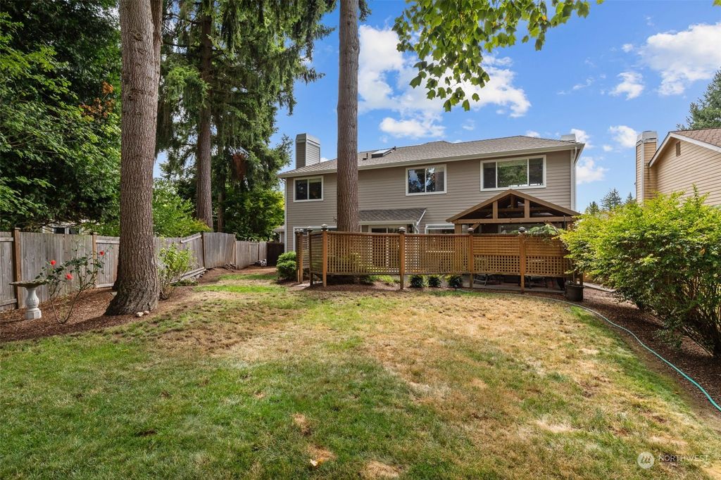 Photo of 5122 NE 17th Street, Renton, WA 98059 (MLS # 2154234)
