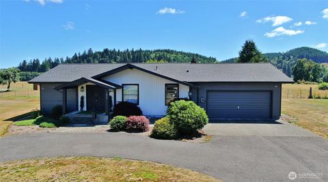 Photo of 1655 Wheaton Street, Raymond, WA 98577 (MLS # 2408934)