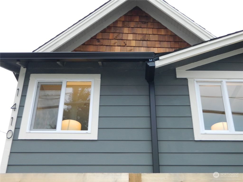 Photo of 1410 NW 77th Street, Seattle, WA 98117 (MLS # 2259183)