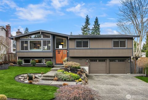 Photo of 5829 112th Place NE, Kirkland, WA 98033 (MLS # 2488301)