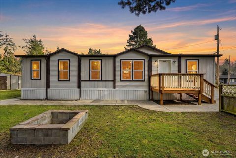 570 Ocean View Drive Oak Harbor WA 98277