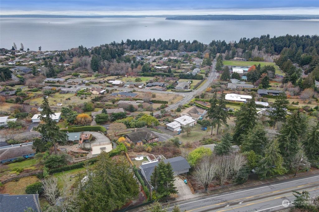 Photo of 1007 NW 190th Street, Shoreline, WA 98177 (MLS # 2020790)