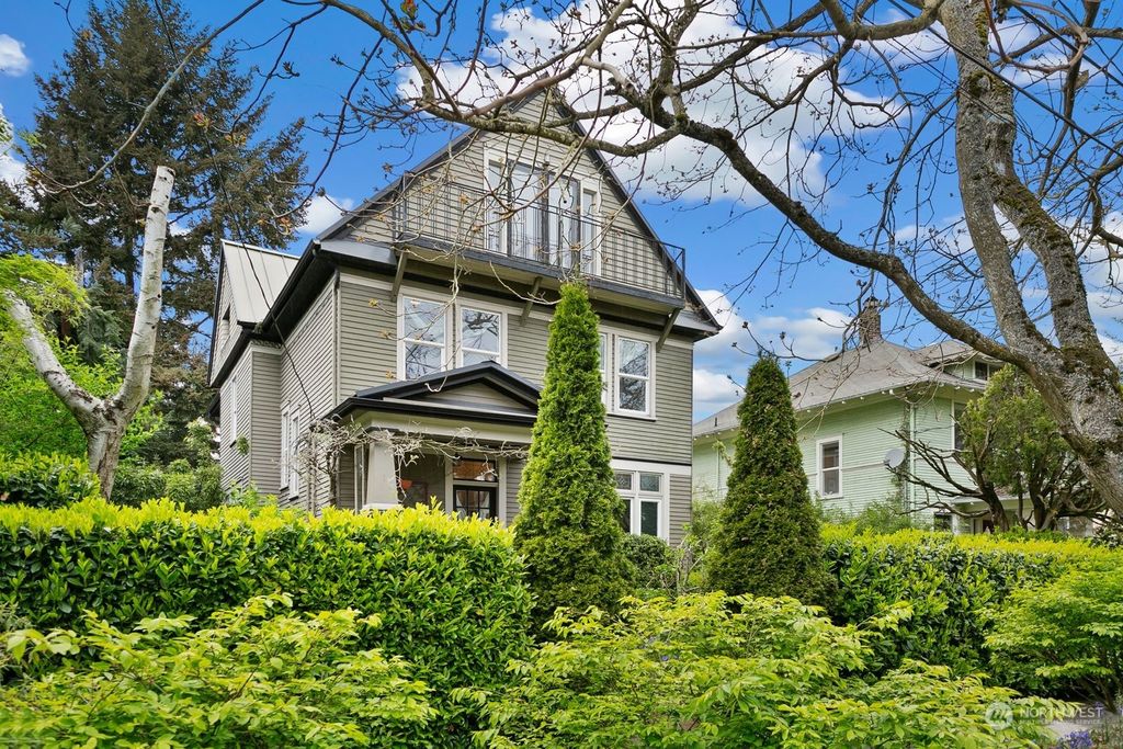 Photo of 1323 13th Avenue S, Seattle, WA 98144 (MLS # 2228996)