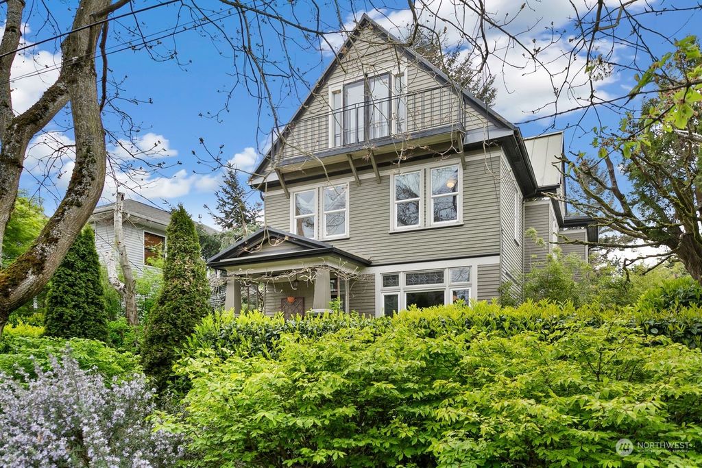 Photo of 1323 13th Avenue S, Seattle, WA 98144 (MLS # 2228996)
