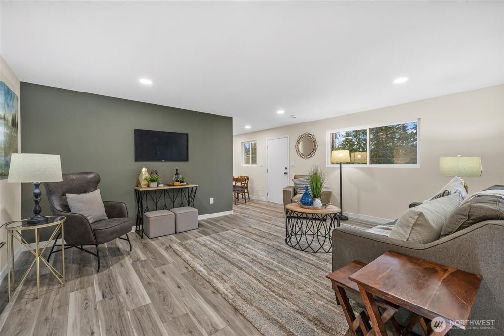 Photo of 19243 15th Avenue NE, Shoreline, WA 98155 (MLS # 2334450)