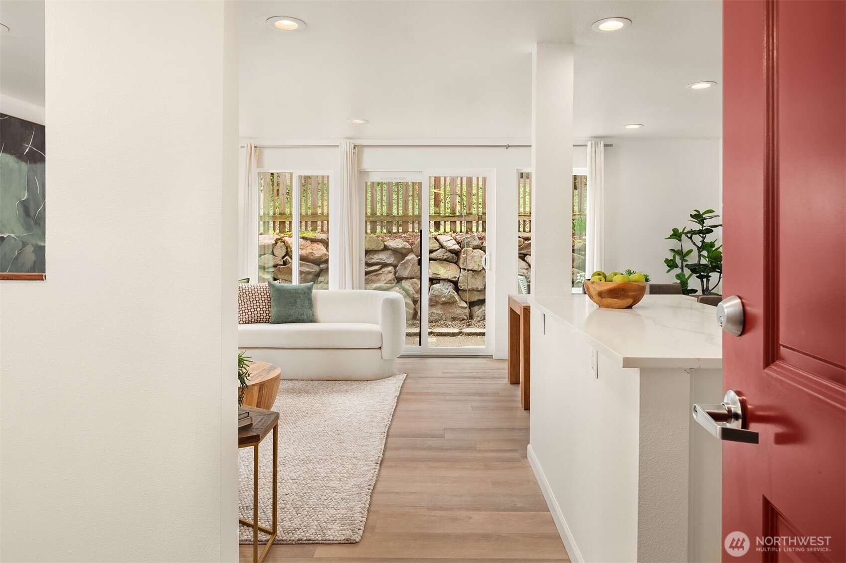 3661 Phinney Avenue N 109