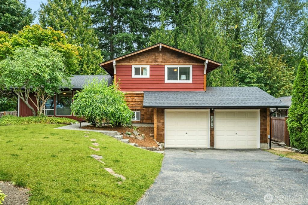 Photo of 10816 NE 154th Place, Bothell, WA 98011 (MLS # 2422121)
