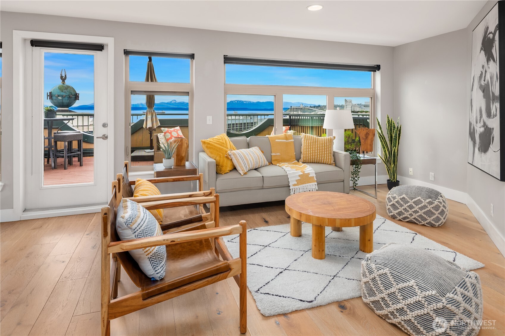 120 1st Avenue W 501