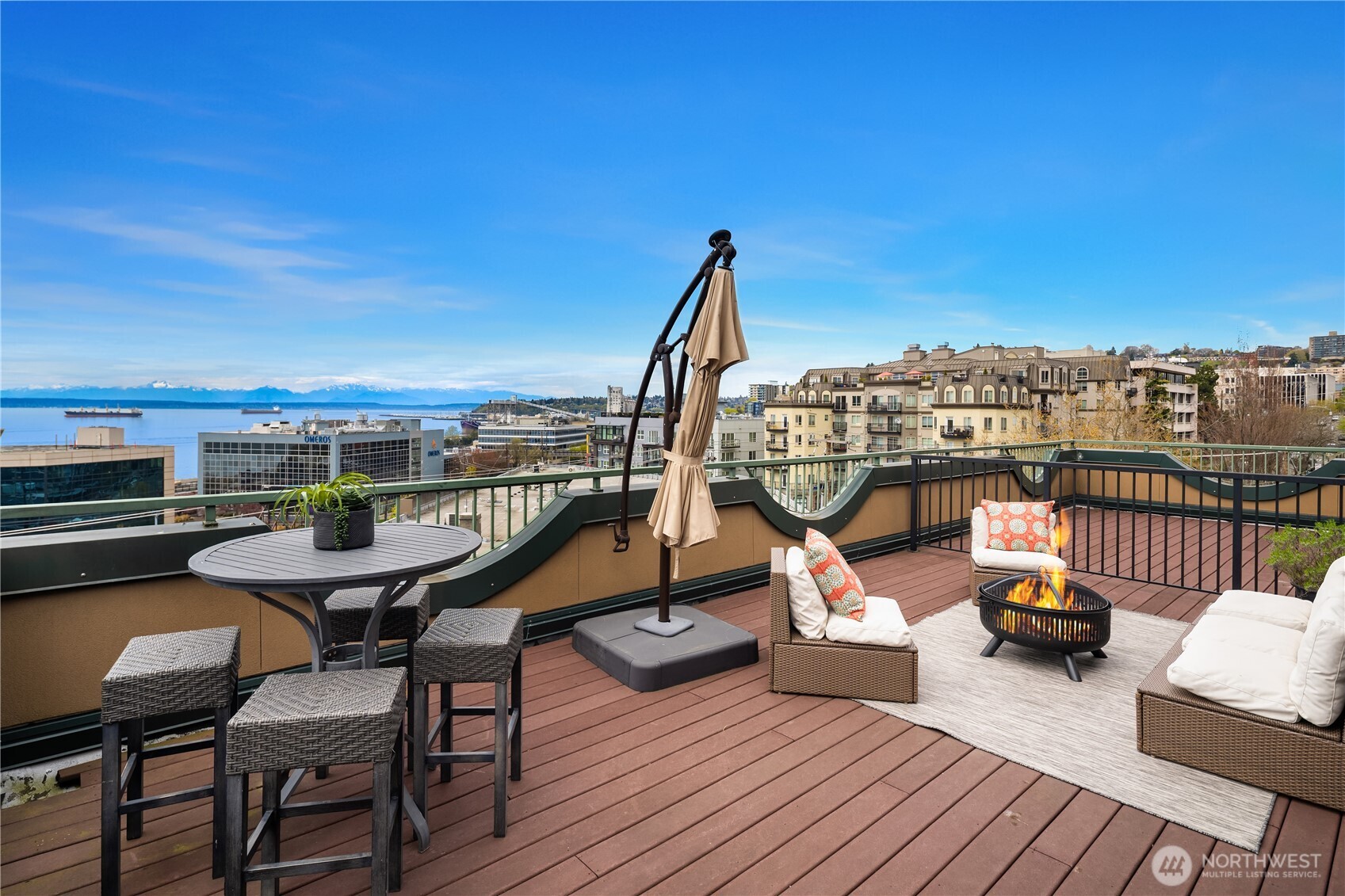 120 1st Avenue W 501