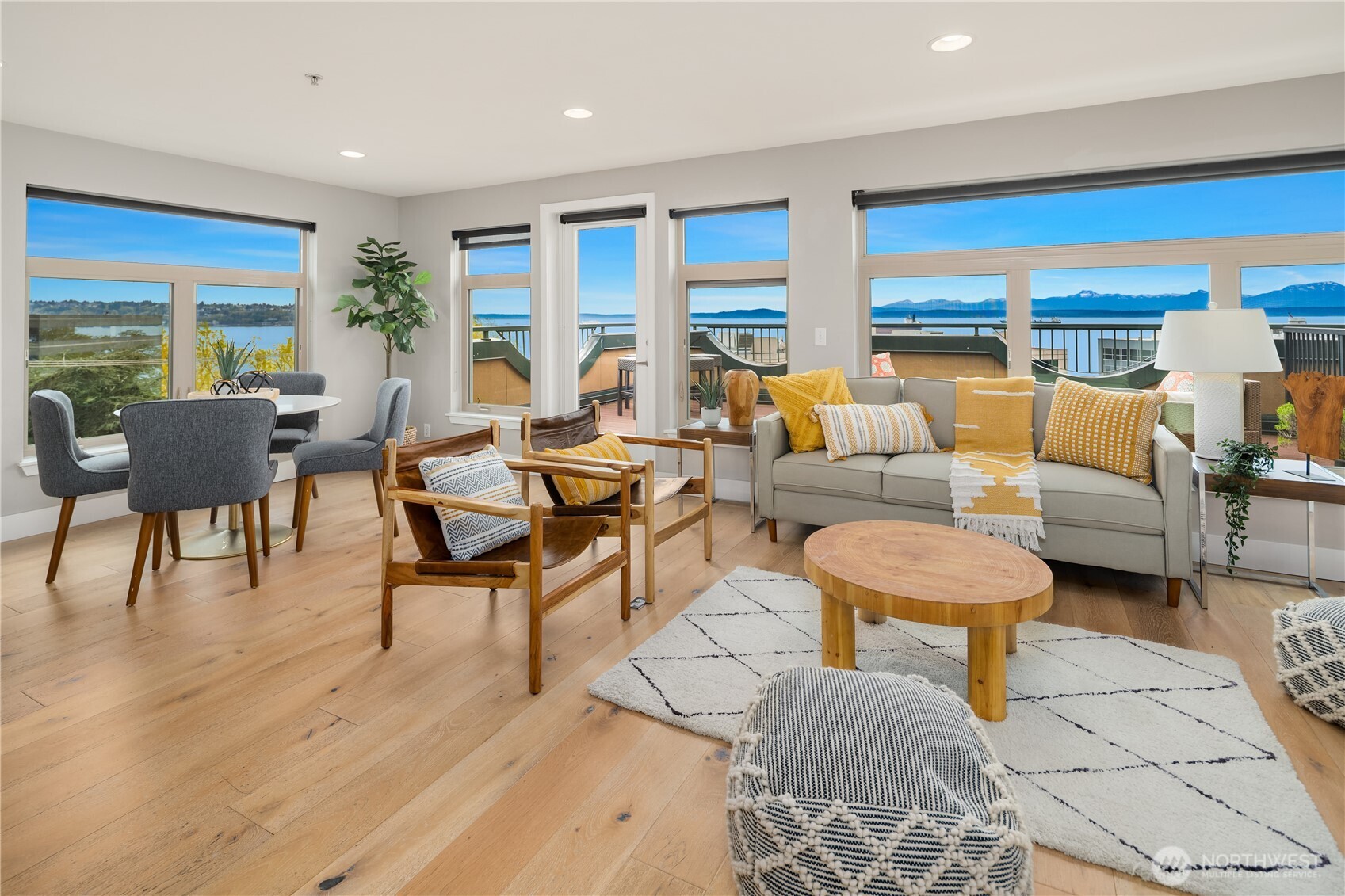 120 1st Avenue W 501