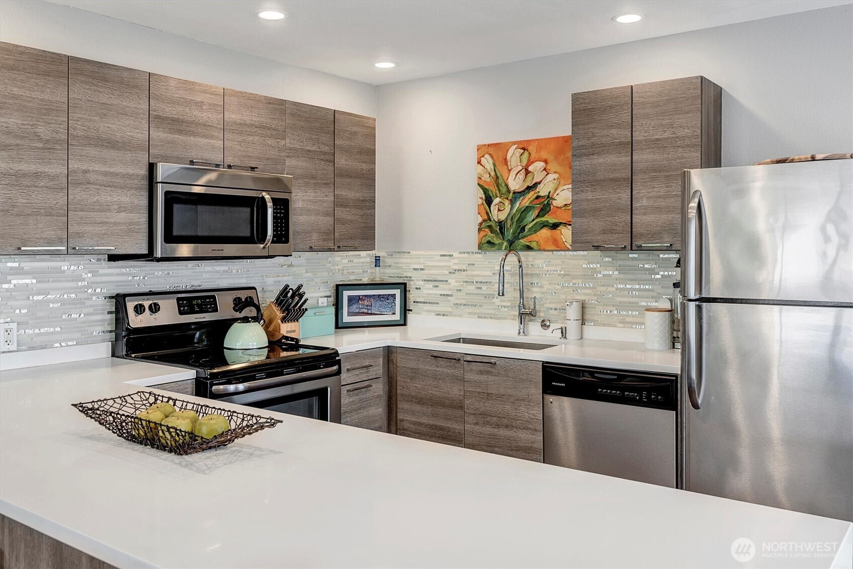 952 100TH Avenue NE 237