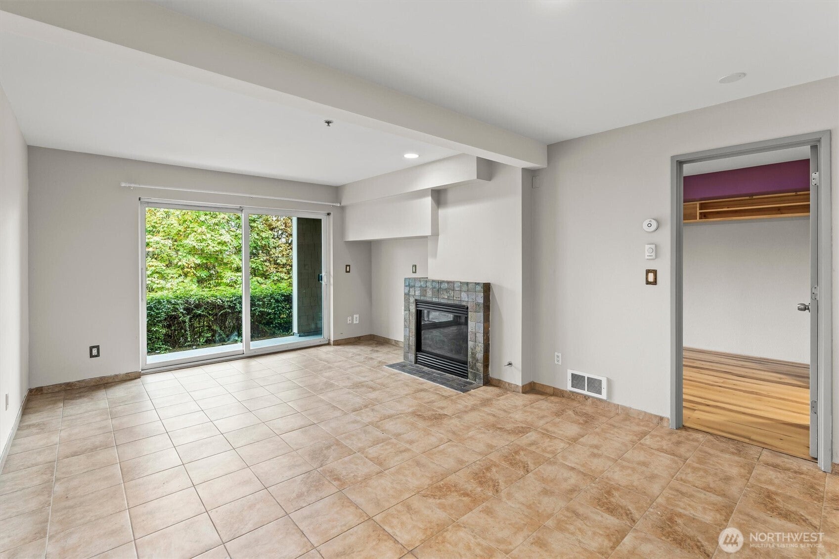 1 Broadway 103