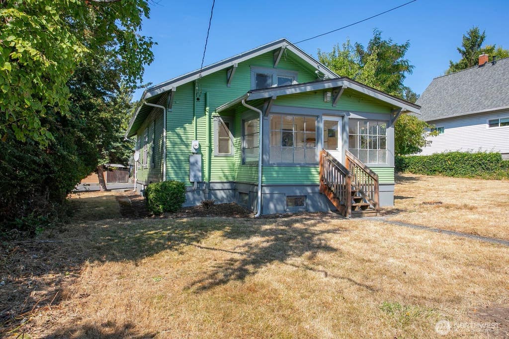 Photo of 2508 Moore Street, Bellingham, WA 98226 (MLS # 2574420)