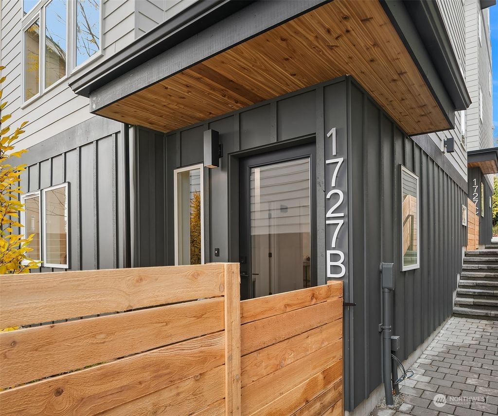 Photo of 1727 25th Avenue #C, Seattle, WA 98112 (MLS # 2316196)