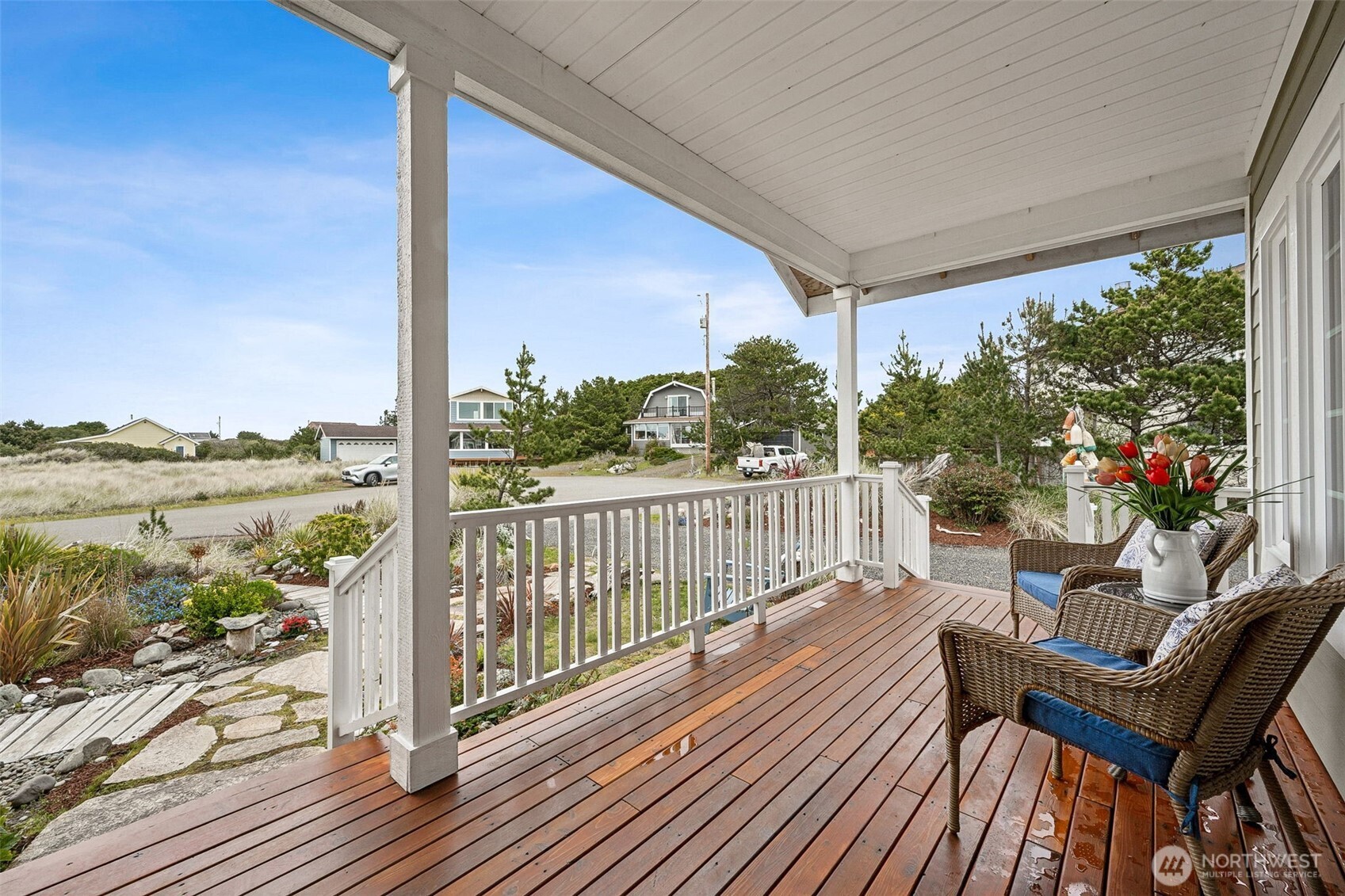 907 Tall Ships Court SW