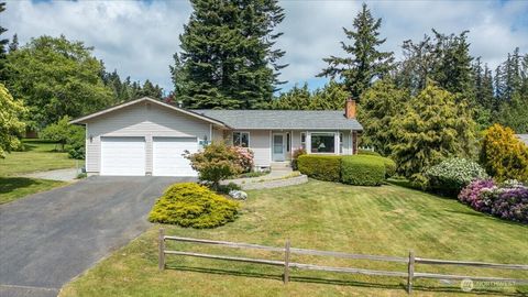 Photo of 6835 Gibralter Drive, Anacortes, WA 98221 (MLS # 2526598)