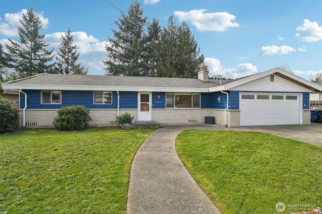 Photo of 21721 108th Place SE, Kent, WA 98031 (MLS # 2498175)