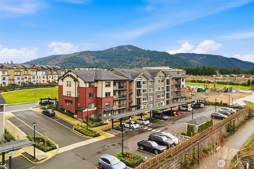 Photo of 921 Westridge Way NE #407, Issaquah, WA 98029 (MLS # 2475814)