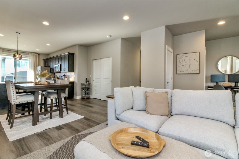 19014 132nd Street E