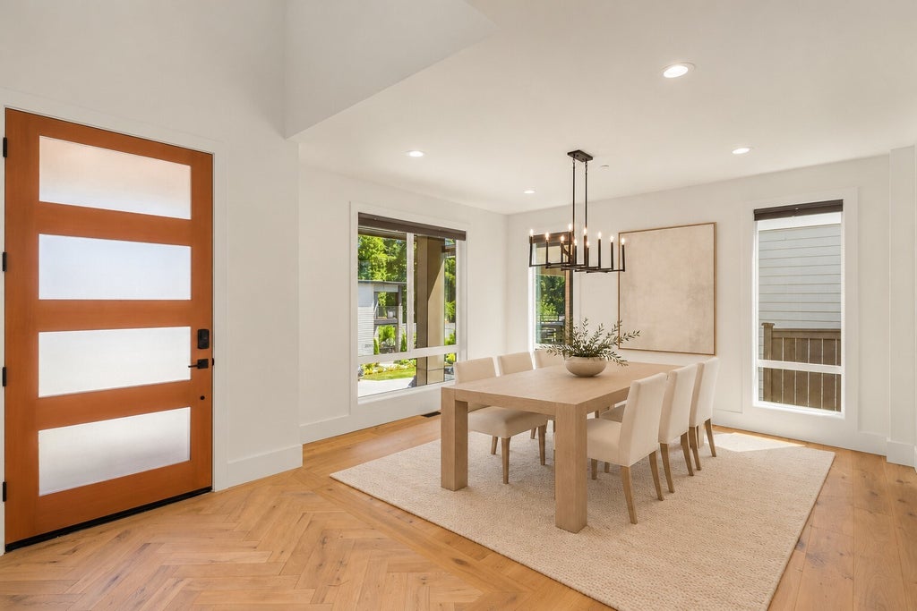 Photo of 11327 113th Place NE, Kirkland, WA 98033 (MLS # 2597475)