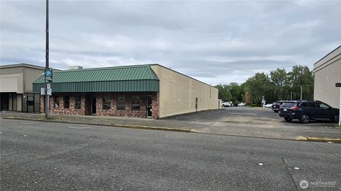 1323 14th Avenue Longview WA 98632