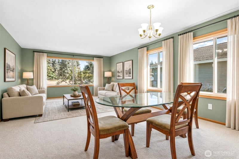 6891 Raspberry Drive
