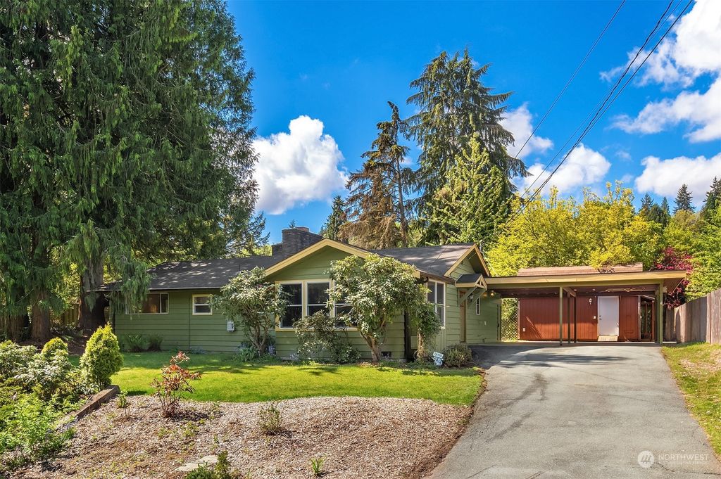 Photo of 18741 60th Avenue NE, Kenmore, WA 98028 (MLS # 2224401)