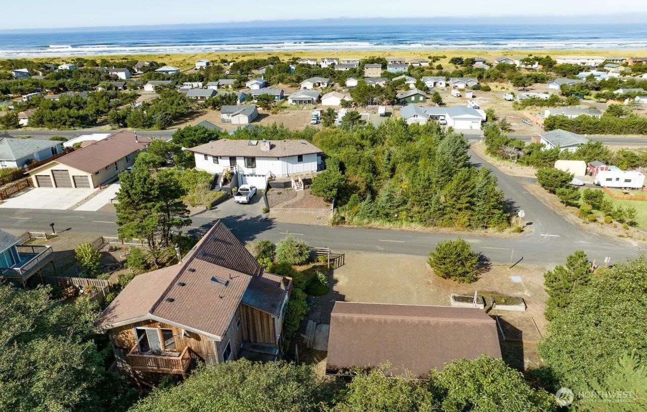 33408 J Place