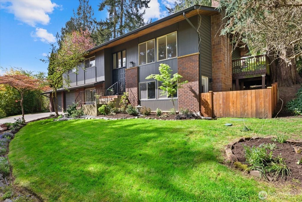 Photo of 13512 106th Drive SE, Snohomish, WA 98296 (MLS # 2512255)