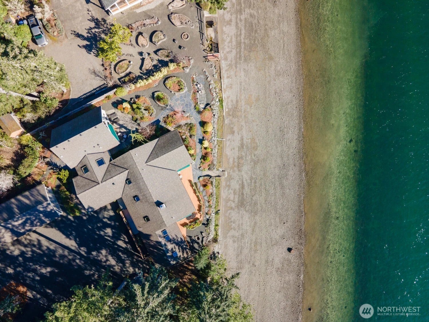 3451 E Pickering Road