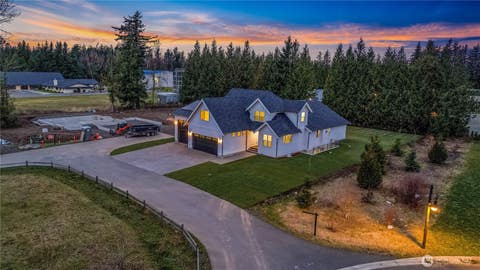 Photo of 6917 Red Ridge Drive, Lynden, WA 98264 (MLS # 2449615)
