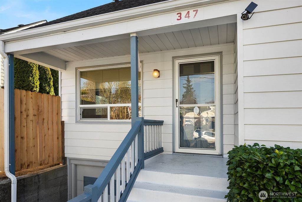 Photo of 347 NW 52nd Street, Seattle, WA 98107 (MLS # 2480082)