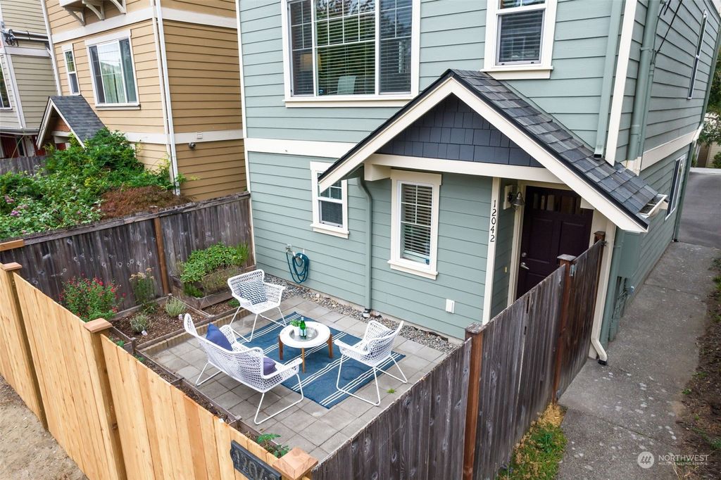 Photo of 12042 33rd Avenue NE, Seattle, WA 98125 (MLS # 2166555)