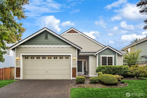 Photo of 13906 172nd St Ct E CT, Puyallup, WA 98374 (MLS # 2582336)