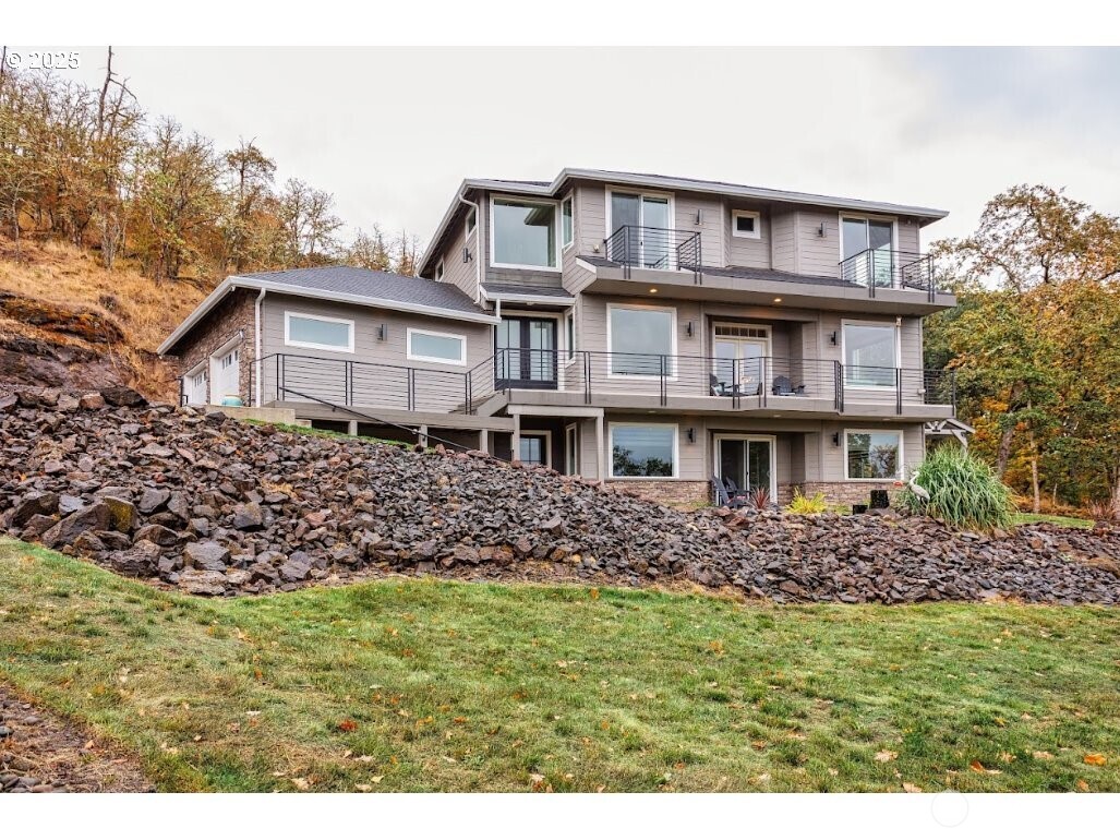 4300 OLD PACIFIC Highway S