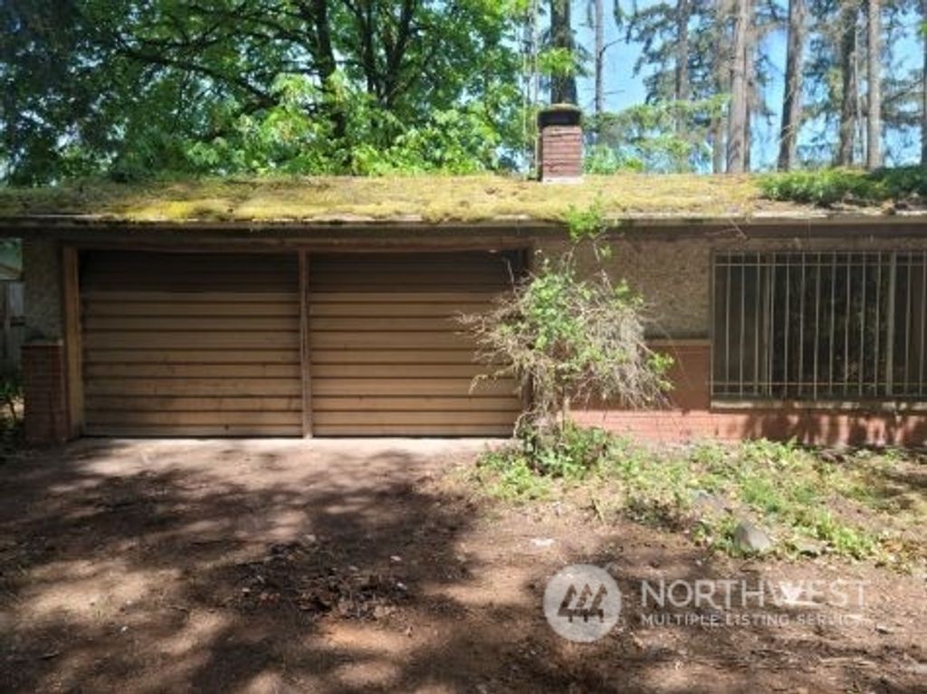 Photo of 17812 SE 285th Street, Covington, WA 98042 (MLS # 2233684)