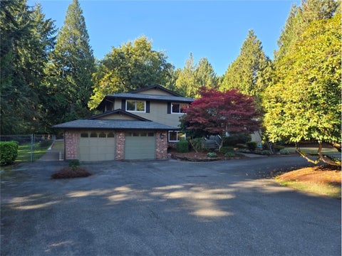 Photo of 13025 158th Avenue SE, Renton, WA 98059 (MLS # 2593100)