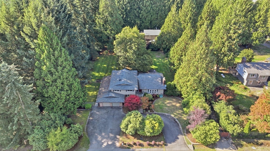 Photo of 13025 158th Avenue SE, Renton, WA 98059 (MLS # 2593100)