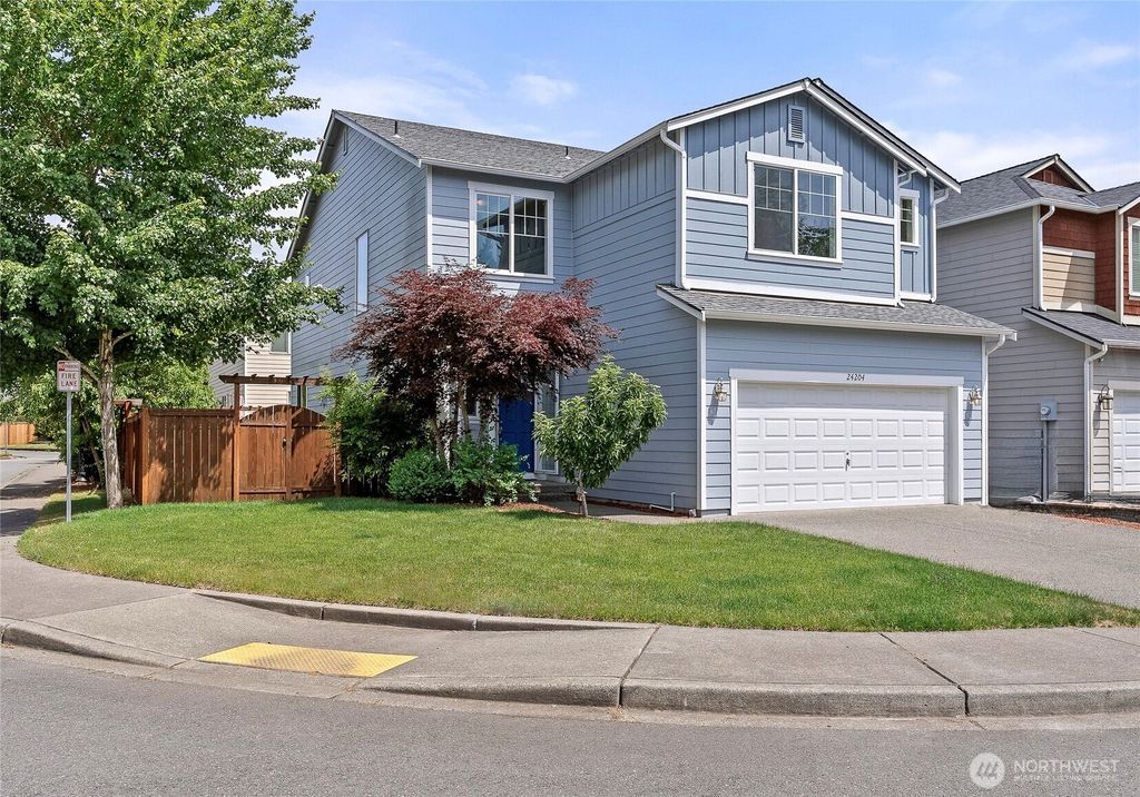 Photo of 24204 SE 278th Street, Maple Valley, WA 98038 (MLS # 2399122)