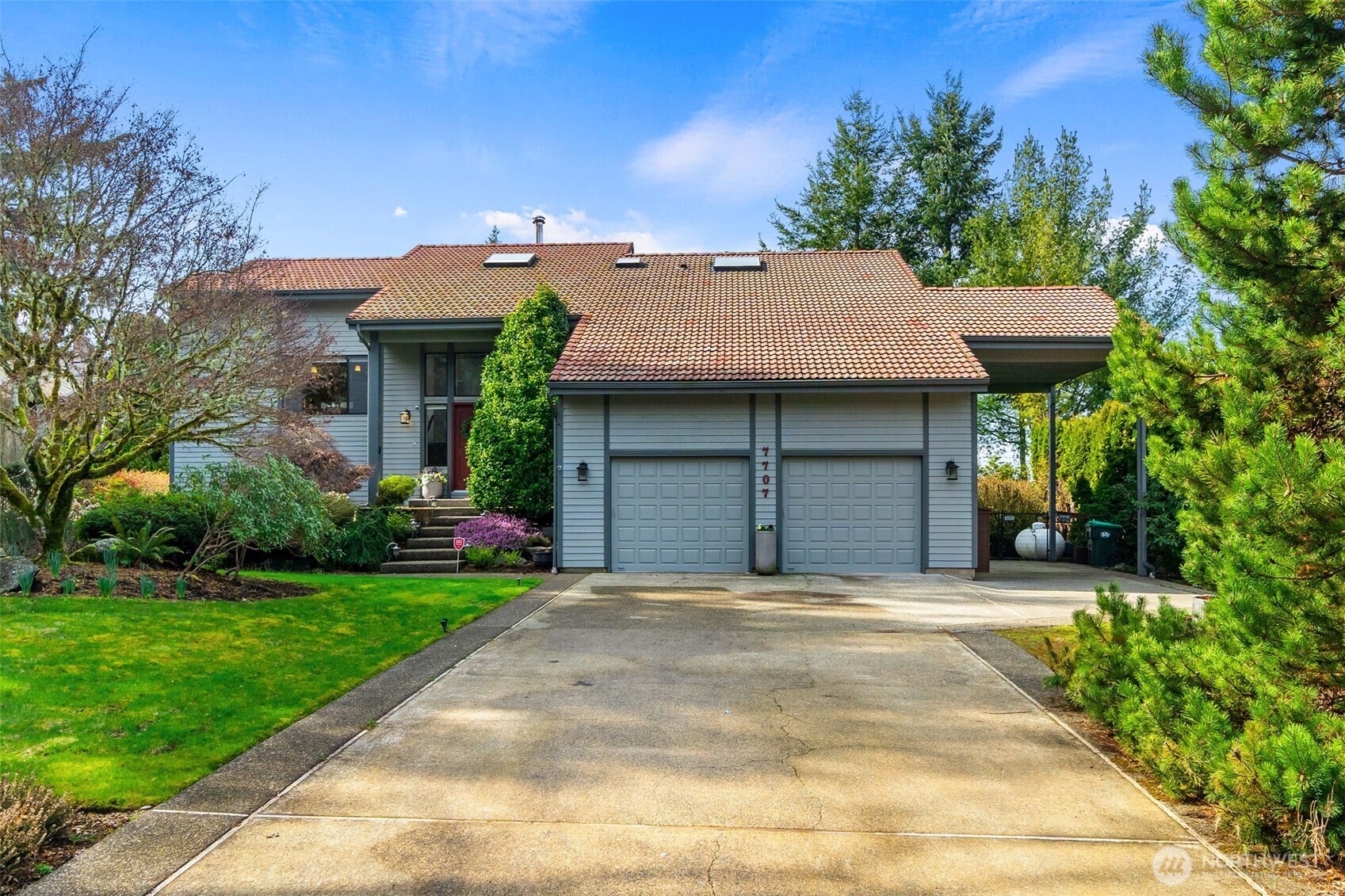 7707 78th Loop NW